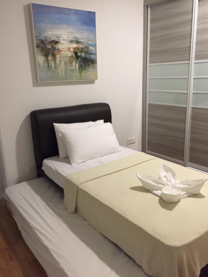 Molek Pine 3 Apartment Johor Bahru
